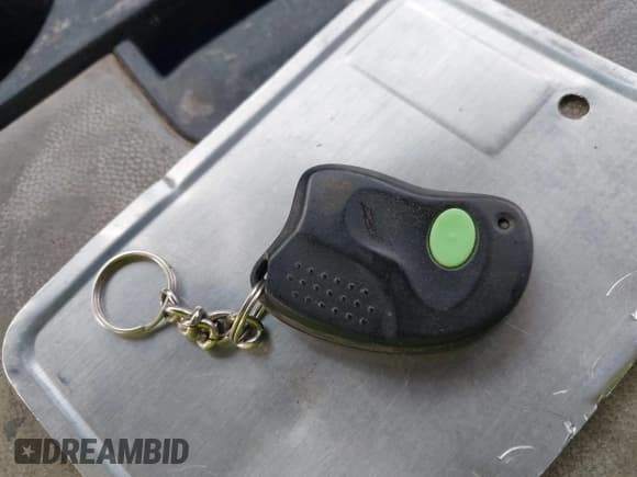 ✅ 2007 Chevrolet Silverado 1500 Work Truck • VIN: 1GCEC19CX7Z566138 • Lot: 42360347. Listed on IAAI with 174,353 mi. Free auction sales archive from the USA and detailed vehicle history report at DreamBid. Image 11.