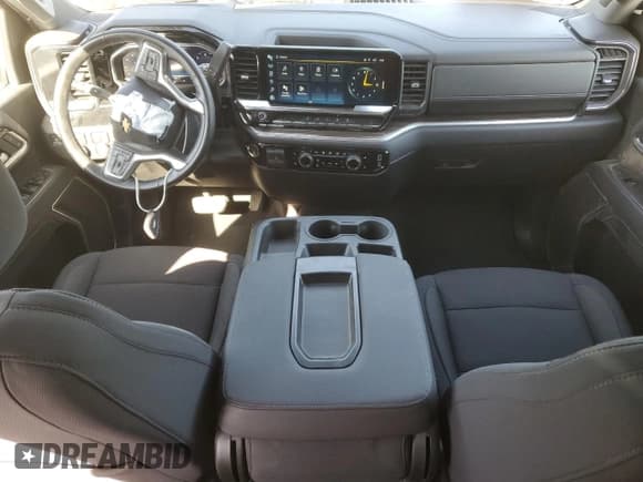 ✅ 2024 Chevrolet Silverado 2500HD LT • VIN: 2GC4YNE71R1262804 • Lot: 86073215. Wystawiony na Copart z przebiegiem 34 039 mil. Bezpłatny archiwum sprzedaży aukcyjnych z USA i szczegółowy raport historii pojazdu na DreamBid. Zdjęcie 8.