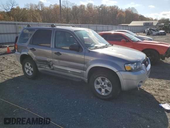 ✅ 2007 Ford Escape XLT • VIN: 1FMYU93187KA74972 • Лот: 91060965. Опубликован ранее на Copart с пробегом 132 795 миль. Бесплатный доступ к архиву аукционных продаж из США и подробный отчёт об истории автомобиля на DreamBid. Изображение 4.