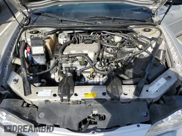 ✅ 2001 Chevrolet Monte Carlo LS • VIN: 2G1WW12EX19197315 • Lot: 92113115. Listed on Copart with 50,473 mi. Free auction sales archive from the USA and detailed vehicle history report at DreamBid. Image 11.