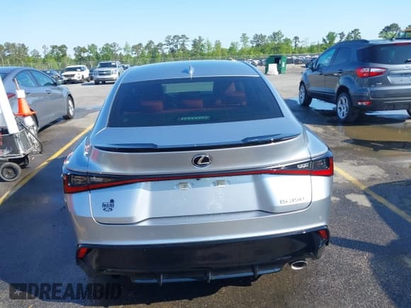 ✅ 2022 Lexus IS 350 F Sport • VIN: JTHGZ1B26N5053772 • Lot: 41966565. Listed on IAAI with 45,020 mi. Free auction sales archive from the USA and detailed vehicle history report at DreamBid. Image 16.