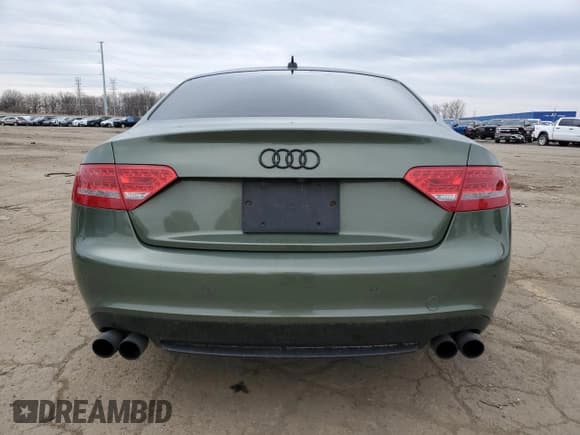 ✅ 2012 Audi S5 Premium Plus • VIN: WAUCVAFR5CA003417 • Лот: 52379785. Опубликован ранее на Copart с пробегом Не указан. Бесплатный доступ к архиву аукционных продаж из США и подробный отчёт об истории автомобиля на DreamBid. Изображение 6.