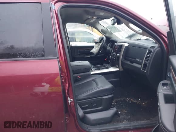 ✅ 2018 Ram 1500 Laramie • VIN: 1C6RR7NT4JS109146 • Лот: 43747418. Опубликован ранее на IAAI с пробегом 81 721 миль. Бесплатный доступ к архиву аукционных продаж из США и подробный отчёт об истории автомобиля на DreamBid. Изображение 5.