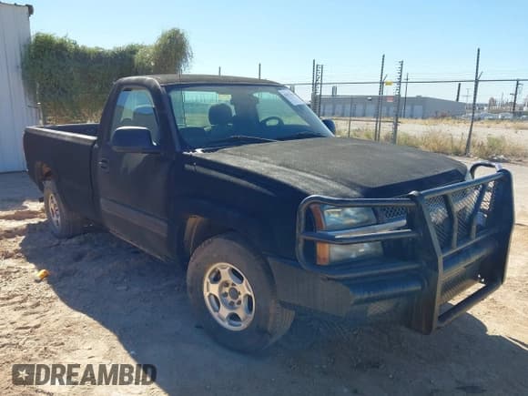 ✅ 2004 Chevrolet Silverado 1500 LS • VIN: 1GCEK14T64E121750 • Лот: 43621940. Опубликован ранее на IAAI с пробегом 295 398 миль. Бесплатный доступ к архиву аукционных продаж из США и подробный отчёт об истории автомобиля на DreamBid. Изображение 1.