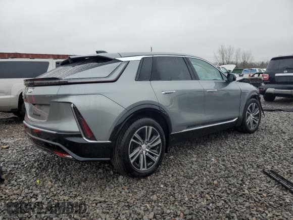 ✅ 2024 Cadillac LYRIQ Luxury • VIN: 1GYKPRRL2RZ117443 • Lot: 44433385. Wystawiony na Copart z przebiegiem 1 392 mil. Bezpłatny archiwum sprzedaży aukcyjnych z USA i szczegółowy raport historii pojazdu na DreamBid. Zdjęcie 3.