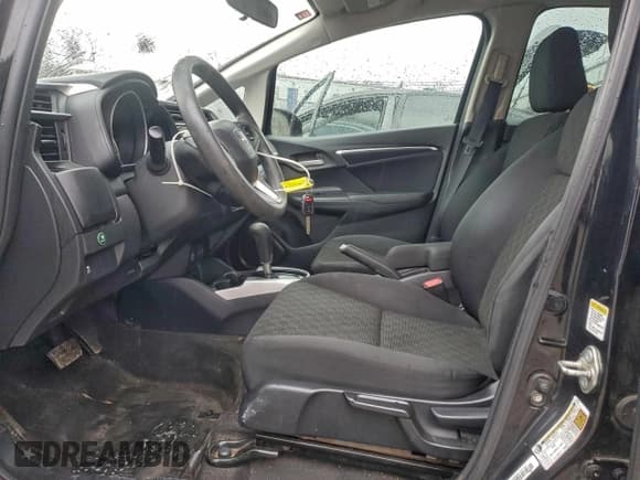 ✅ 2015 Honda Fit LX • VIN: 3HGGK5H58FM786255 • Lot: 96490155. Wystawiony na Copart z przebiegiem 166 808 mil. Bezpłatny archiwum sprzedaży aukcyjnych z USA i szczegółowy raport historii pojazdu na DreamBid. Zdjęcie 7.