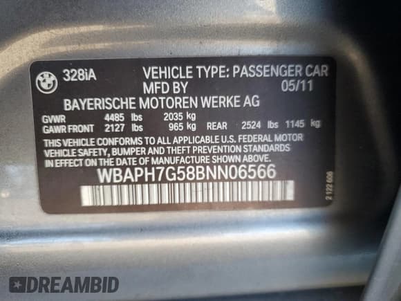 ✅ 2011 BMW 3 Series 328i • VIN: WBAPH7G58BNN06566 • Лот: 90060465. Опубликован ранее на Copart с пробегом 151 726 миль. Бесплатный доступ к архиву аукционных продаж из США и подробный отчёт об истории автомобиля на DreamBid. Изображение 12.