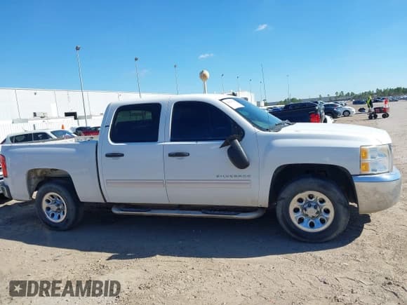 ✅ 2012 Chevrolet Silverado 1500 LS • VIN: 3GCPCREA3CG177184 • Lot: 43629184. Wystawiony na IAAI z przebiegiem 138 308 mil. Bezpłatny archiwum sprzedaży aukcyjnych z USA i szczegółowy raport historii pojazdu na DreamBid. Zdjęcie 12.