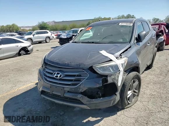 ✅ 2018 Hyundai Santa Fe 2.4L • VIN: 5XYZT3LB9JG523560 • Lot: 81779345. Listed on Copart with 106,399 mi. Free auction sales archive from the USA and detailed vehicle history report at DreamBid. Image 13.