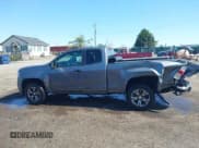 ✅ 2019 Chevrolet Colorado 2WD Work Truck • VIN: 1GCHSBEA6K1123485 • Lot: 41995652. Wystawiony na IAAI z przebiegiem 54 947 mil. Bezpłatny archiwum sprzedaży aukcyjnych z USA i szczegółowy raport historii pojazdu na DreamBid. Zdjęcie 6.