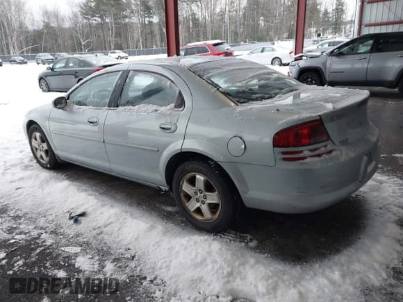 ✅ 2002 Dodge Stratus SXT • VIN: 1B3EL46X12N272492 • Lot: 41174253. Wystawiony na IAAI z przebiegiem 139 224 mil. Bezpłatny archiwum sprzedaży aukcyjnych z USA i szczegółowy raport historii pojazdu na DreamBid. Zdjęcie 3.