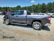 ✅ 2017 Toyota Tundra SR • VIN: 5TFRM5F19HX111254 • Lot: 63929145. Wystawiony na Copart z przebiegiem 30 677 mil. Bezpłatny archiwum sprzedaży aukcyjnych z USA i szczegółowy raport historii pojazdu na DreamBid. Zdjęcie 2.