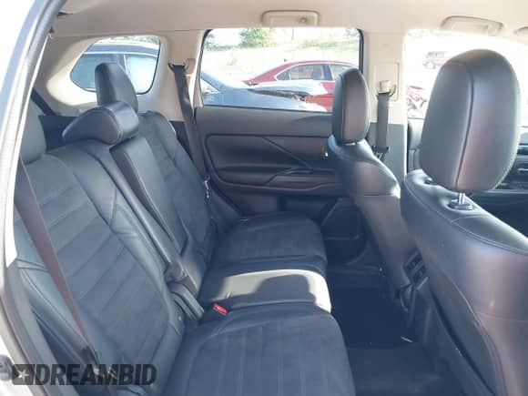 2020 Mitsubishi Outlander ES with VIN JA4AZ3A39LZ006104, listed as a IAAI auction lot 42316711 with 79,623 mi miles and . Bid and sale history available at DreamBid. Image 8.