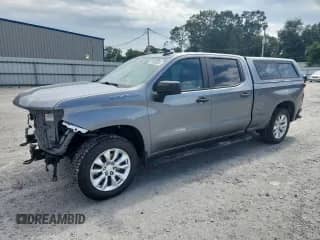 2022 Chevrolet Silverado 1500 Custom z VIN 1GCPYBEK7NZ114447, wystawiony jako Copart lot #81203365 z przebiegiem 57 395 mil mil oraz Szkoda całkowita • Salvage title. Historia ofert i sprzedaży dostępna na DreamBid. Obrazek 1.