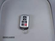 ✅ 2019 Toyota Sienna XLE • VIN: 5TDDZ3DC0KS220459 • Lot: 43897374. Wystawiony na IAAI z przebiegiem 82 334 mil. Bezpłatny archiwum sprzedaży aukcyjnych z USA i szczegółowy raport historii pojazdu na DreamBid. Zdjęcie 11.