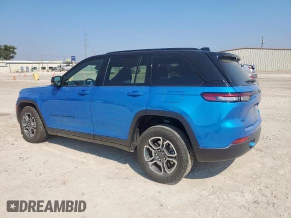 ✅ 2022 Jeep Grand Cherokee Trailhawk • VIN: 1C4RJYC66N8748277 • Lot: 82216075. Listed on Copart with 39,864 mi. Free auction sales archive from the USA and detailed vehicle history report at DreamBid. Image 2.