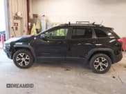 ✅ 2014 Jeep Cherokee Trailhawk • VIN: 1C4PJMBB1EW104938 • Лот: 43736578. Опубликован ранее на IAAI с пробегом 184 413 миль. Бесплатный доступ к архиву аукционных продаж из США и подробный отчёт об истории автомобиля на DreamBid. Изображение 14.