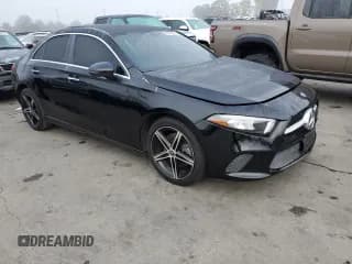 ✅ 2021 Mercedes-Benz A 220 • VIN: W1K3G4EBXMJ290697 • Лот: 92316525. Опубликован ранее на Copart с пробегом 56 898 миль. Бесплатный доступ к архиву аукционных продаж из США и подробный отчёт об истории автомобиля на DreamBid. Изображение 4.