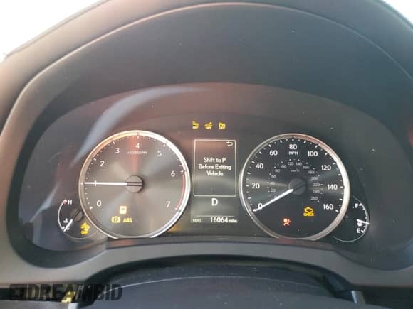 2024 Lexus IS 300 z VIN JTHDA1D23R5130806, wystawiony jako Copart lot #66090145 z przebiegiem 16 064 mil mil oraz Nie do naprawy • Non repairable. Historia ofert i sprzedaży dostępna na DreamBid. Obrazek 9.