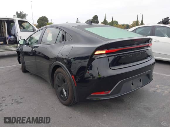 2025 Toyota Prius LE с VIN JTDADABU8S3028614, выставлен на аукционе IAAI как лот 43409864 с пробегом 11 339 миль миль и . История ставок и продаж доступна на DreamBid. Изображение 3.