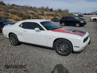 2017 Dodge Challenger GT z VIN 2C3CDZGG3HH601603, wystawiony jako Copart lot #90274235 z przebiegiem 147 039 mil mil oraz Czysty tytuł • Clean title. Historia ofert i sprzedaży dostępna na DreamBid. Obrazek 4.