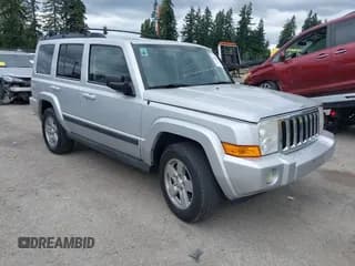 ✅ 2007 Jeep Commander Sport • VIN: 1J8HG48P47C556787 • Lot: 42695897. Wystawiony na IAAI z przebiegiem 146 272 mil. Bezpłatny archiwum sprzedaży aukcyjnych z USA i szczegółowy raport historii pojazdu na DreamBid. Zdjęcie 1.
