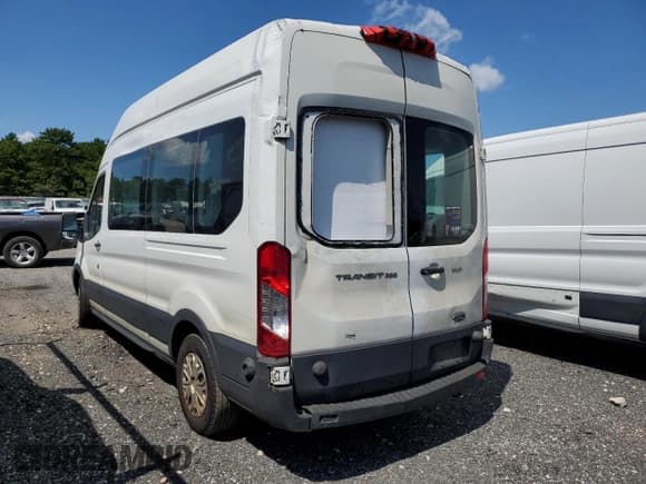 ✅ 2019 Ford Transit Passenger XL • VIN: 1FBAX2XM4KKA93153 • Лот: 68435404. Опубликован ранее на Copart с пробегом 268 287 миль. Бесплатный доступ к архиву аукционных продаж из США и подробный отчёт об истории автомобиля на DreamBid. Изображение 2.