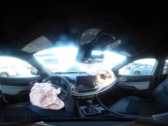 ✅ 2024 Jeep Compass Latitude • VIN: 3C4NJDBNXRT604481 • Lot: 43702930. Listed on IAAI with 44,238 mi. Free auction sales archive from the USA and detailed vehicle history report at DreamBid. Image 18.