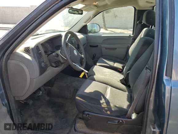 ✅ 2011 Chevrolet Silverado 1500 Work Truck • VIN: 1GCNCPEX6BZ447829 • Lot: 82235055. Listed on Copart with 276,251 mi. Free auction sales archive from the USA and detailed vehicle history report at DreamBid. Image 7.
