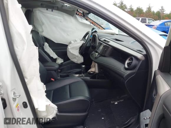 ✅ 2017 Toyota RAV4 Limited • VIN: 2T3DFREV7HW541210 • Lot: 43582602. Listed on IAAI with 87,882 mi. Free auction sales archive from the USA and detailed vehicle history report at DreamBid. Image 5.