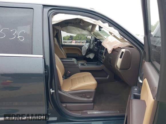 ✅ 2017 GMC Sierra 2500HD Denali • VIN: 1GT12UEY9HF107061 • Лот: 42492536. Опубликован ранее на IAAI с пробегом 180 148 миль. Бесплатный доступ к архиву аукционных продаж из США и подробный отчёт об истории автомобиля на DreamBid. Изображение 5.