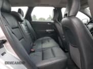 ✅ 2010 Volvo V50 • VIN: YV1382MW0A2543896 • Лот: 73605374. Опубликован ранее на Copart с пробегом 83 713 миль. Бесплатный доступ к архиву аукционных продаж из США и подробный отчёт об истории автомобиля на DreamBid. Изображение 11.