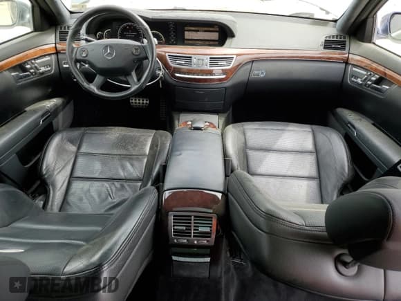 ✅ 2008 Mercedes-Benz S 63 AMG • VIN: WDDNG77X38A157353 • Lot: 51855665. Listed on Copart with 153,689 mi. Free auction sales archive from the USA and detailed vehicle history report at DreamBid. Image 8.