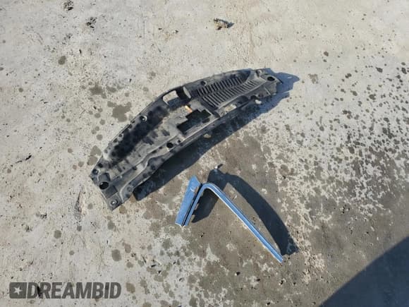 ✅ 2015 Buick Encore Leather • VIN: KL4CJGSB0FB265364 • Lot: 89545595. Wystawiony na Copart z przebiegiem 96 241 mil. Bezpłatny archiwum sprzedaży aukcyjnych z USA i szczegółowy raport historii pojazdu na DreamBid. Zdjęcie 12.