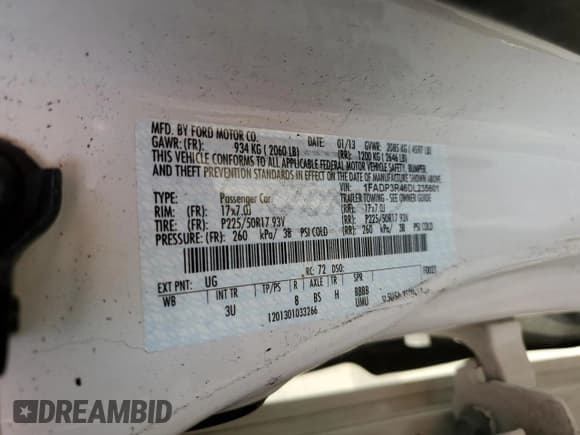 ✅ 2013 Ford Focus Electric • VIN: 1FADP3R46DL235601 • Lot: 80040644. Wystawiony na Copart z przebiegiem Nie podano. Bezpłatny archiwum sprzedaży aukcyjnych z USA i szczegółowy raport historii pojazdu na DreamBid. Zdjęcie 12.