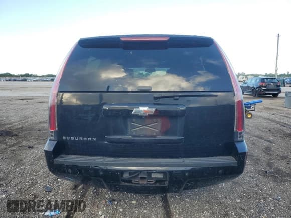 ✅ 2008 Chevrolet Suburban LTZ • VIN: 3GNFC16J38G224465 • Lot: 77314374. Wystawiony na Copart z przebiegiem 278 958 mil. Bezpłatny archiwum sprzedaży aukcyjnych z USA i szczegółowy raport historii pojazdu na DreamBid. Zdjęcie 6.