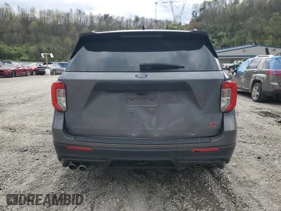 ✅ 2022 Ford Explorer ST • VIN: 1FM5K8GCXNGA74826 • Lot: 53357965. Wystawiony na Copart z przebiegiem 53 121 mil. Bezpłatny archiwum sprzedaży aukcyjnych z USA i szczegółowy raport historii pojazdu na DreamBid. Zdjęcie 6.
