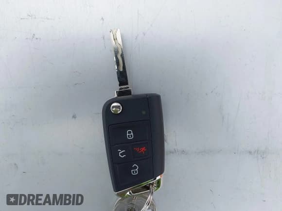 ✅ 2024 Volkswagen Tiguan S • VIN: 3VVRB7AX1RM175360 • Lot: 42196560. Listed on IAAI with 5,133 mi. Free auction sales archive from the USA and detailed vehicle history report at DreamBid. Image 11.