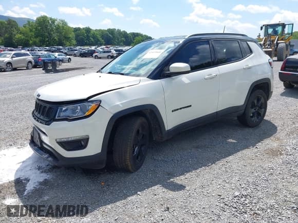 ✅ 2021 Jeep Compass Latitude • VIN: 3C4NJDBB7MT586620 • Lot: 42419068. Listed on IAAI with 61,094 mi. Free auction sales archive from the USA and detailed vehicle history report at DreamBid. Image 21.