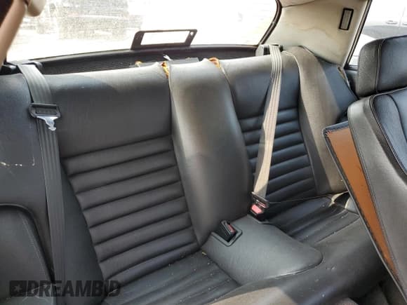 ✅ 1989 Jaguar XJS • VIN: SAJNY5842KC163027 • Lot: 67947555. Wystawiony na Copart z przebiegiem 71 339 mil. Bezpłatny archiwum sprzedaży aukcyjnych z USA i szczegółowy raport historii pojazdu na DreamBid. Zdjęcie 10.