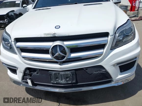 ✅ 2015 Mercedes-Benz GL 550 • VIN: 4JGDF7DE4FA479407 • Лот: 42261499. Опубликован ранее на IAAI с пробегом 93 462 миль. Бесплатный доступ к архиву аукционных продаж из США и подробный отчёт об истории автомобиля на DreamBid. Изображение 6.