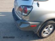 ✅ 2002 Lexus RX 300 • VIN: JTJHF10U020237551 • Lot: 43140739. Listed on IAAI with 159,030 mi. Free auction sales archive from the USA and detailed vehicle history report at DreamBid. Image 14.