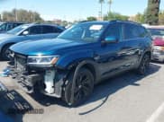 ✅ 2023 Volkswagen Atlas SE • VIN: 1V2KR2CAXPC527081 • Lot: 42820659. Wystawiony na IAAI z przebiegiem 32 247 mil. Bezpłatny archiwum sprzedaży aukcyjnych z USA i szczegółowy raport historii pojazdu na DreamBid. Zdjęcie 2.