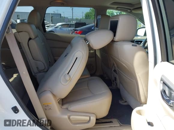 ✅ 2014 Nissan Pathfinder Platinum • VIN: 5N1AR2MM8EC609602 • Lot: 42576446. Listed on IAAI with 171,989 mi. Free auction sales archive from the USA and detailed vehicle history report at DreamBid. Image 8.