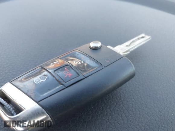 ✅ 2015 Volkswagen Golf GTI S • VIN: 3VW4T7AU4FM098195 • Лот: 41837602. Опубликован ранее на IAAI с пробегом 129 037 миль. Бесплатный доступ к архиву аукционных продаж из США и подробный отчёт об истории автомобиля на DreamBid. Изображение 11.