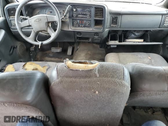 ✅ 2007 Chevrolet Silverado 1500 LT1 • VIN: 1GCEC19X97Z149788 • Lot: 76516664. Listed on Copart with 488,648 mi. Free auction sales archive from the USA and detailed vehicle history report at DreamBid. Image 8.