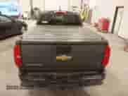 2016 Chevrolet Colorado 4WD LT z VIN 1GCPTCE16G1202239, wystawiony jako IAAI lot #43579703 z przebiegiem 213 251 mil mil oraz . Historia ofert i sprzedaży dostępna na DreamBid. Obrazek 16.