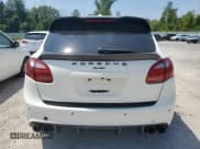 ✅ 2011 Porsche Cayenne Turbo • VIN: WP1AC2A2XBLA81063 • Лот: 66198365. Опубликован ранее на Copart с пробегом 130 565 миль. Бесплатный доступ к архиву аукционных продаж из США и подробный отчёт об истории автомобиля на DreamBid. Изображение 6.