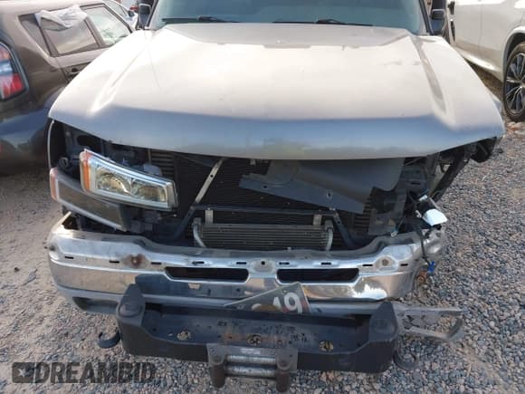 ✅ 2006 Chevrolet Silverado 2500HD LT3 • VIN: 1GCHK23D36F213635 • Lot: 43737426. Wystawiony na IAAI z przebiegiem 302 249 mil. Bezpłatny archiwum sprzedaży aukcyjnych z USA i szczegółowy raport historii pojazdu na DreamBid. Zdjęcie 17.