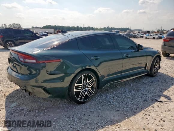 ✅ 2022 Kia Stinger GT2 • VIN: KNAE55LCXN6120142 • Lot: 70386935. Wystawiony na Copart z przebiegiem 78 892 mil. Bezpłatny archiwum sprzedaży aukcyjnych z USA i szczegółowy raport historii pojazdu na DreamBid. Zdjęcie 3.
